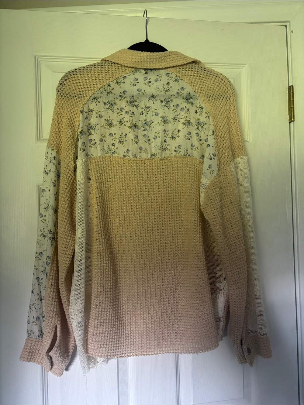 DAVI & DANI Cream Patchwork Floral Knit Cardigan - Picture 4 of 4